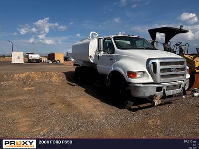 Ford F-650 Water Truck