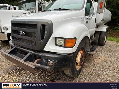 Ford F-750 XL Water Truck