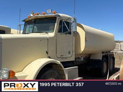 Peterbilt 357 Water Truck