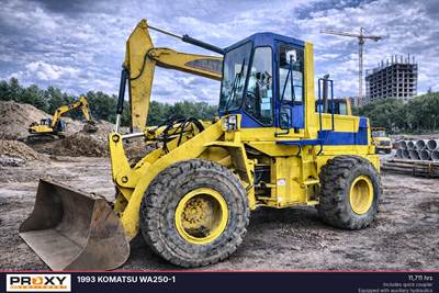 Komatsu WA250-1 Wheel Loader