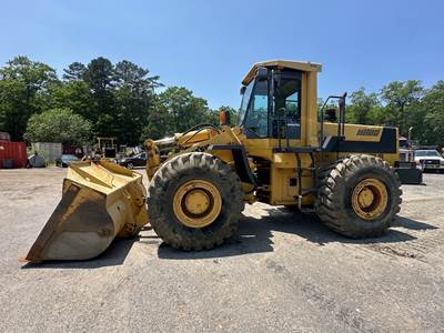 Komatsu WA420-1 Wheel Loader