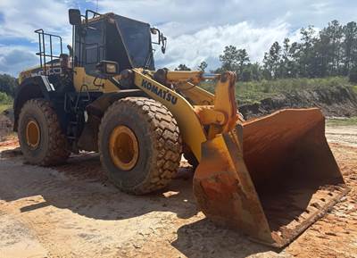 Komatsu WA470-8 Large Wheel Loader