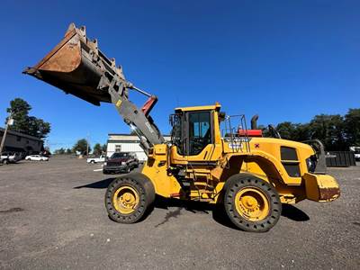 Volvo L120G Wheel Loader