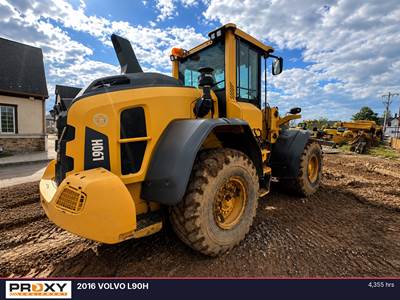 Volvo L90H Wheel Loader