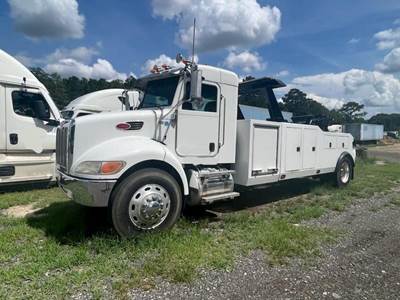 Peterbilt 337 Wrecker Tow Truck
