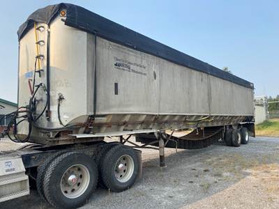 2000 Red River Belt Trailer