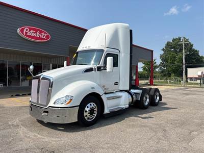 Kenworth T680 Day Cab Truck - Cummins 400HP, Automatic