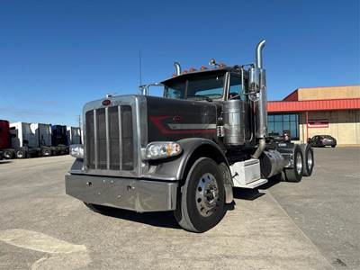 Peterbilt 389 Day Cab Truck - Paccar 455HP, Manual