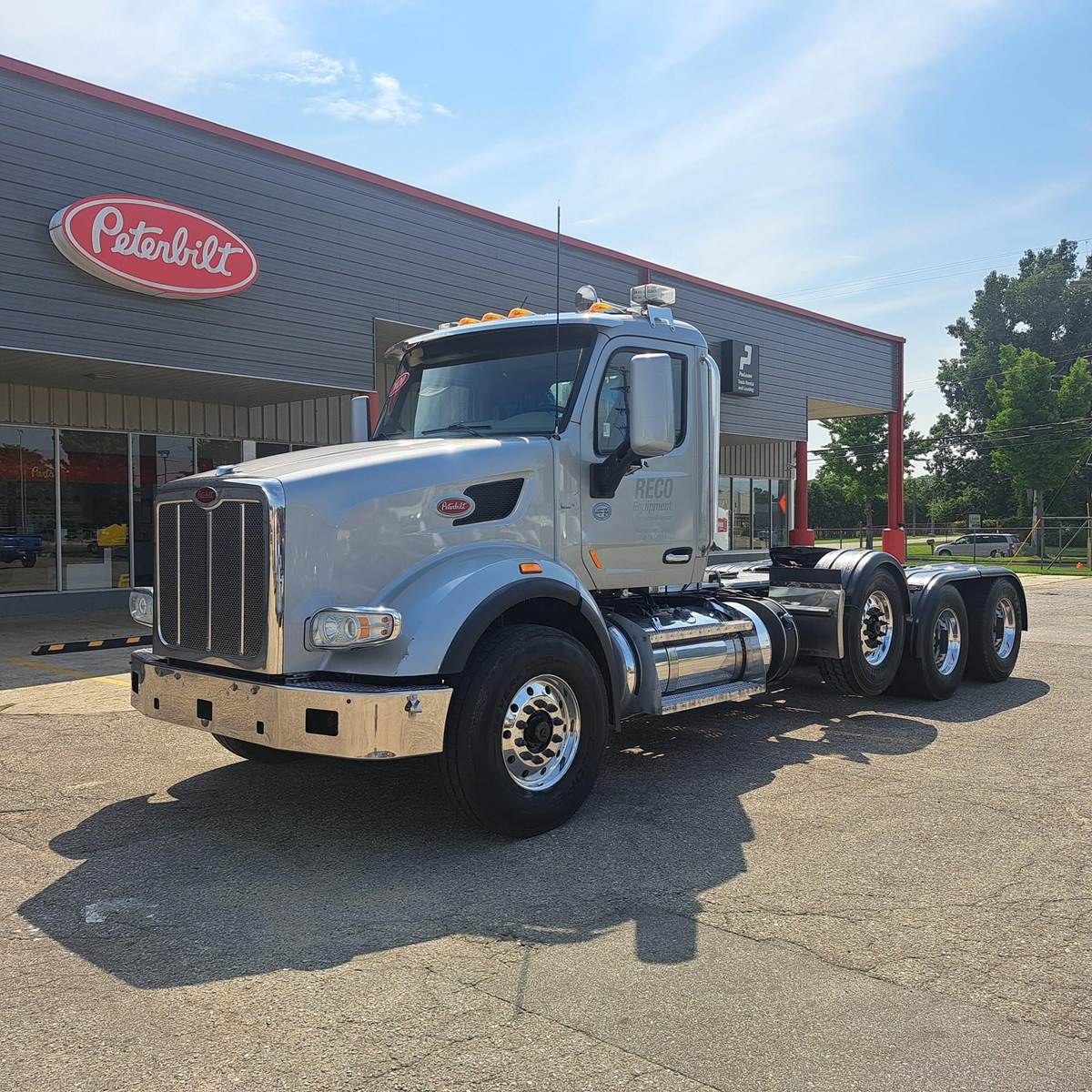 2020 Peterbilt 567 Day Cab Truck - Cummins 605HP For Sale, 211,421 ...