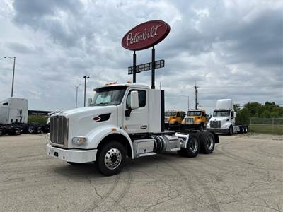 Peterbilt 567 Day Cab Truck - Paccar 510HP, Manual