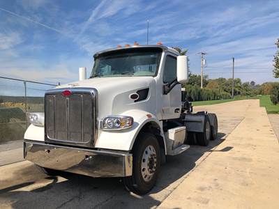 Peterbilt 567 Day Cab Truck - Paccar 510HP, Automatic