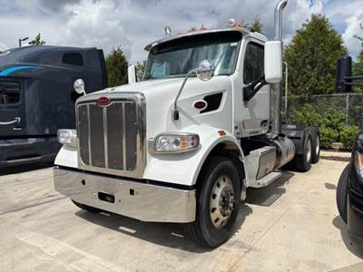 Peterbilt 567 Day Cab Truck - Paccar 455HP, 13 Speed Manual