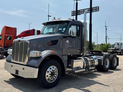 Peterbilt 567 Day Cab Truck - Paccar 455HP, 12 Speed Amt