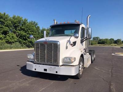 Peterbilt 567 Day Cab Truck - Paccar 455HP, 12 Speed Automatic