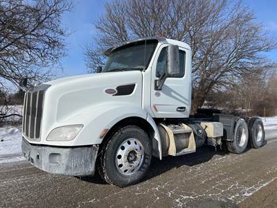 Peterbilt 579 Day Cab Truck - Cummins 400HP, Automatic