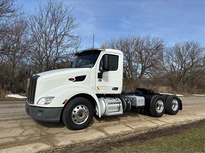 Peterbilt 579 Day Cab Truck - Cummins 400HP, Automatic