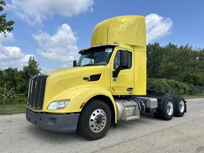 Peterbilt 579 Day Cab Truck - Cummins 400HP, 12 Speed Automatic