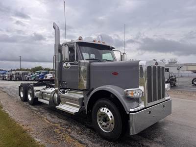 Peterbilt 589 Day Cab Truck - Cummins 565HP, Amt