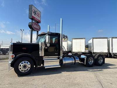 Peterbilt 589 Day Cab Truck - Cummins 565HP, 18 Spd Speed