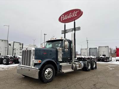 Peterbilt 589 Day Cab Truck - Cummins 565HP, Manual