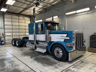 Peterbilt 589 Day Cab Truck - Cummins 565HP, 18 Spd Speed