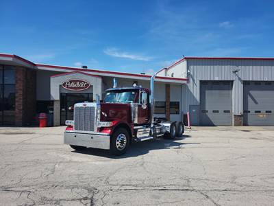 Peterbilt 589 Day Cab Truck - Cummins 565HP, 18 Spd Speed
