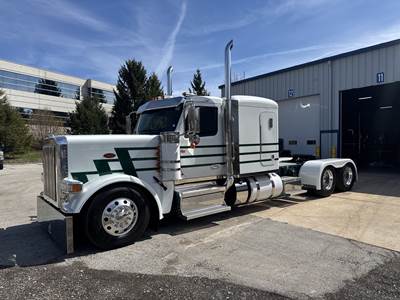 Peterbilt 589 Day Cab Truck - Cummins 565HP, 18 Spd Speed