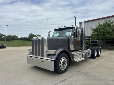 Peterbilt 589 Day Cab Truck - Cummins 500HP, 13 Speed Manual