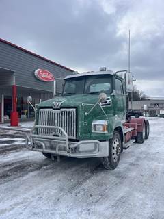 Western Star 4700 Day Cab Truck - Detroit 505HP, Automatic