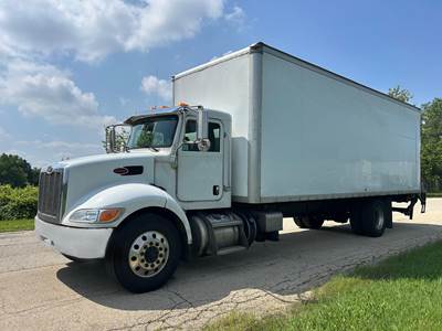 Peterbilt 337 Box Truck - 250HP, Automatic