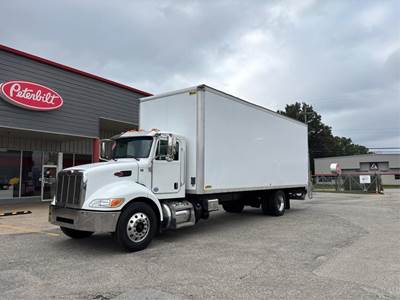 Peterbilt 337 Box Truck - 250HP, Automatic
