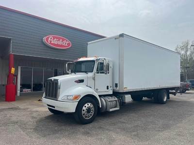 Peterbilt 337 Box Truck - 250HP, Automatic