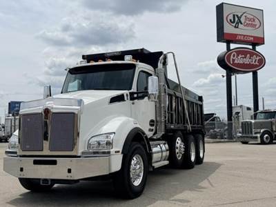 Kenworth T680 Tri Axle Dump Truck - Paccar 455HP, 6 Speed Automatic