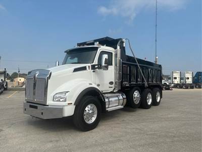 Kenworth T880 Tri Axle Dump Truck - Paccar 455HP, 6 Speed Automatic