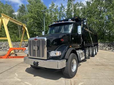 Peterbilt 567 Dump Truck - Paccar 510HP, Automatic