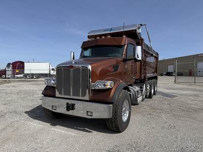 Peterbilt 567 Dump Truck - Paccar 455HP, Automatic