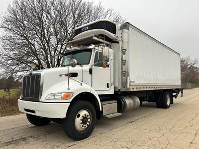 Peterbilt 337 Refrigerated Truck - 280HP, Automatic