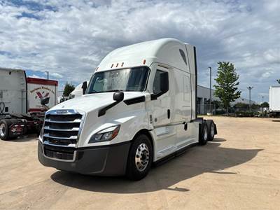 Freightliner Cascadia 126 Sleeper Semi Truck - 72" Raised Roof Sleeper, Detroit 400HP, Automatic