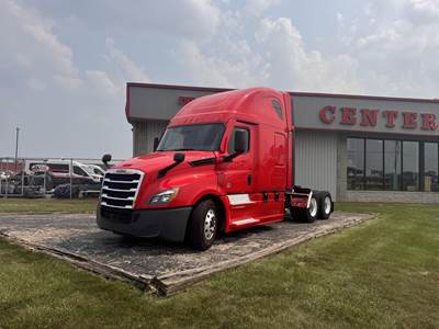 Freightliner Cascadia 126 Sleeper Semi Truck - 72" Raised Roof Sleeper, Detroit 400HP, Automatic