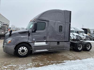 Freightliner Cascadia 126 Sleeper Semi Truck - 72" Raised Roof Sleeper, Detroit 455HP, Automatic