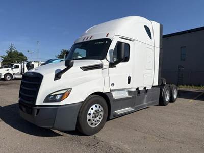 Freightliner Cascadia 126 Sleeper Semi Truck - 80" Raised Roof Sleeper, Detroit 455HP, 12 Speed Automatic