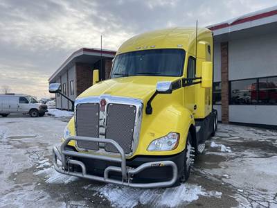 Kenworth T680 Sleeper Semi Truck - 76" Raised Roof Sleeper, Paccar 455HP, Automatic
