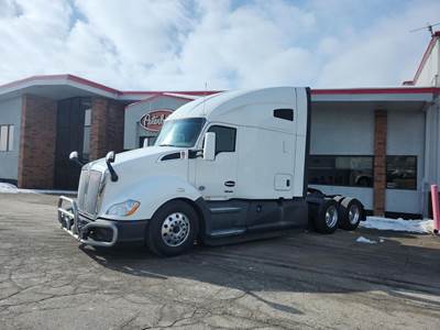 Kenworth T680 Sleeper Semi Truck - 76" Raised Roof Sleeper, Paccar 455HP, Automatic