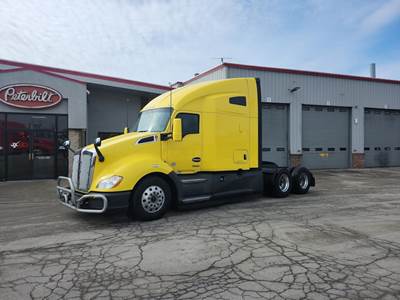 Kenworth T680 Sleeper Semi Truck - 76" Raised Roof Sleeper, Paccar 455HP, Automatic