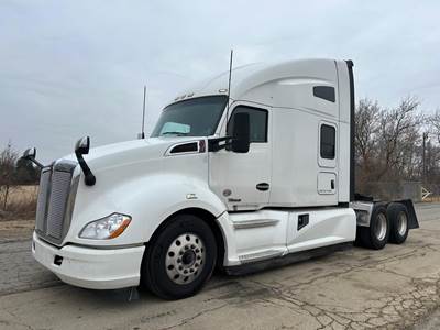 Kenworth T680 Sleeper Semi Truck - 76" Raised Roof Sleeper, Paccar 455HP, Automatic