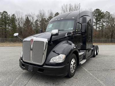 Kenworth T680 Sleeper Semi Truck - 76" Raised Roof Sleeper, Cummins 400HP, Automatic