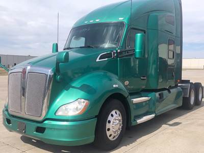 Kenworth T680 Sleeper Semi Truck - 76" Raised Roof Sleeper, Cummins 450HP, Automatic