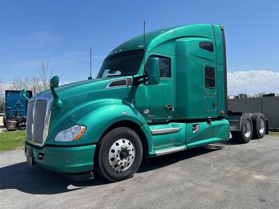 Kenworth T680 Sleeper Semi Truck - 76" Raised Roof Sleeper, Cummins 450HP, Automatic