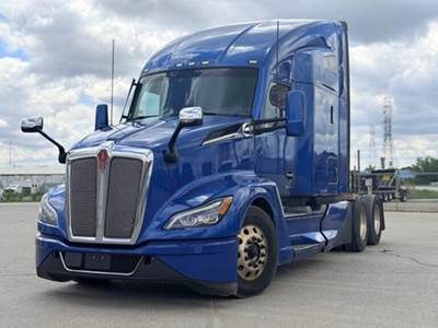Kenworth T680 Sleeper Semi Truck - 76" Raised Roof Sleeper, Cummins 450HP, 12 Speed Automatic