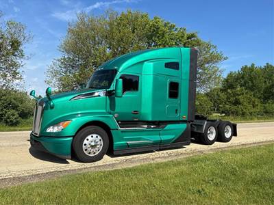 Kenworth T680 Sleeper Semi Truck - 76" Raised Roof Sleeper, Cummins 450HP, Automatic